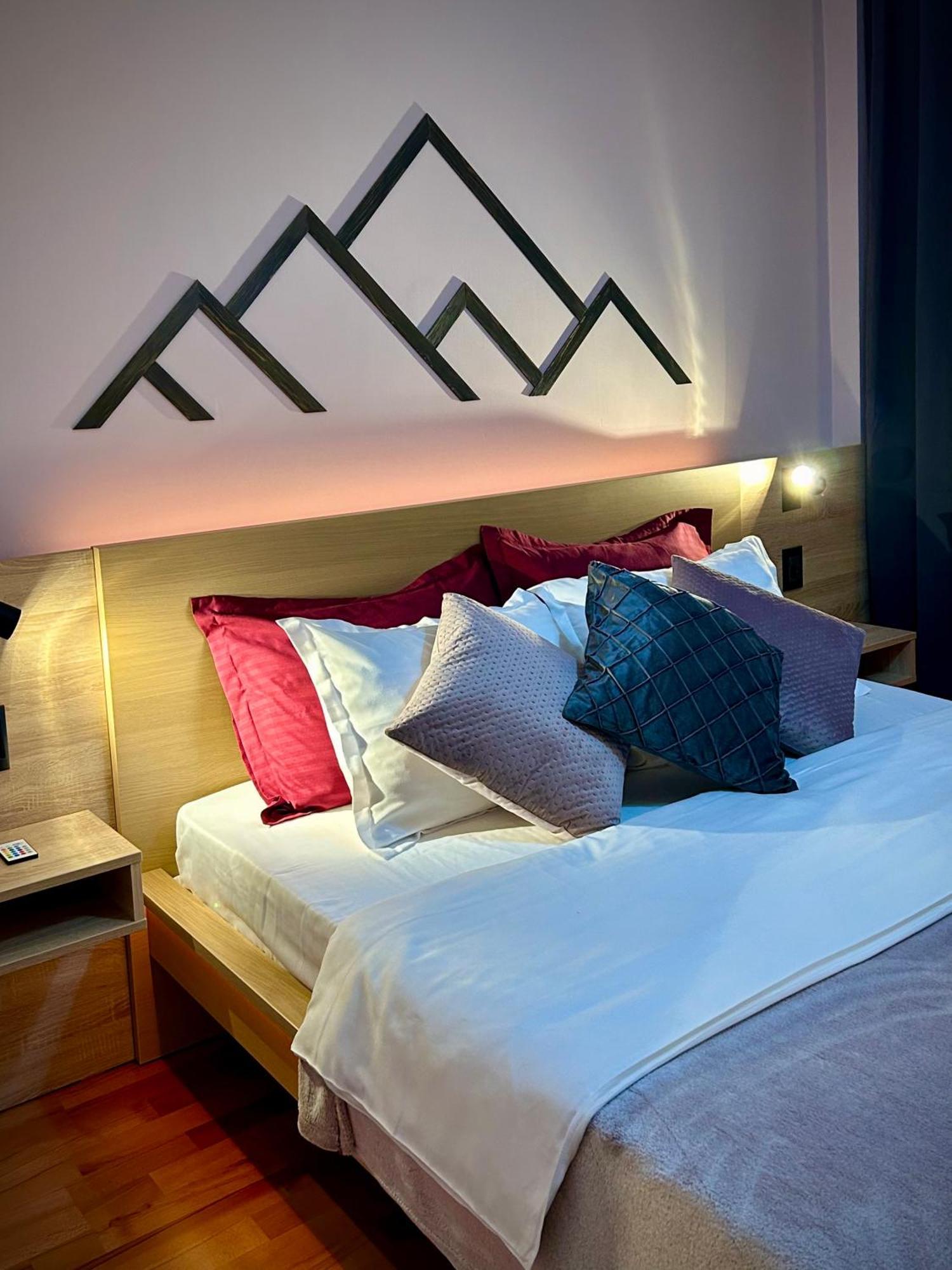Blue Mountain Residence Braşov Quarto foto